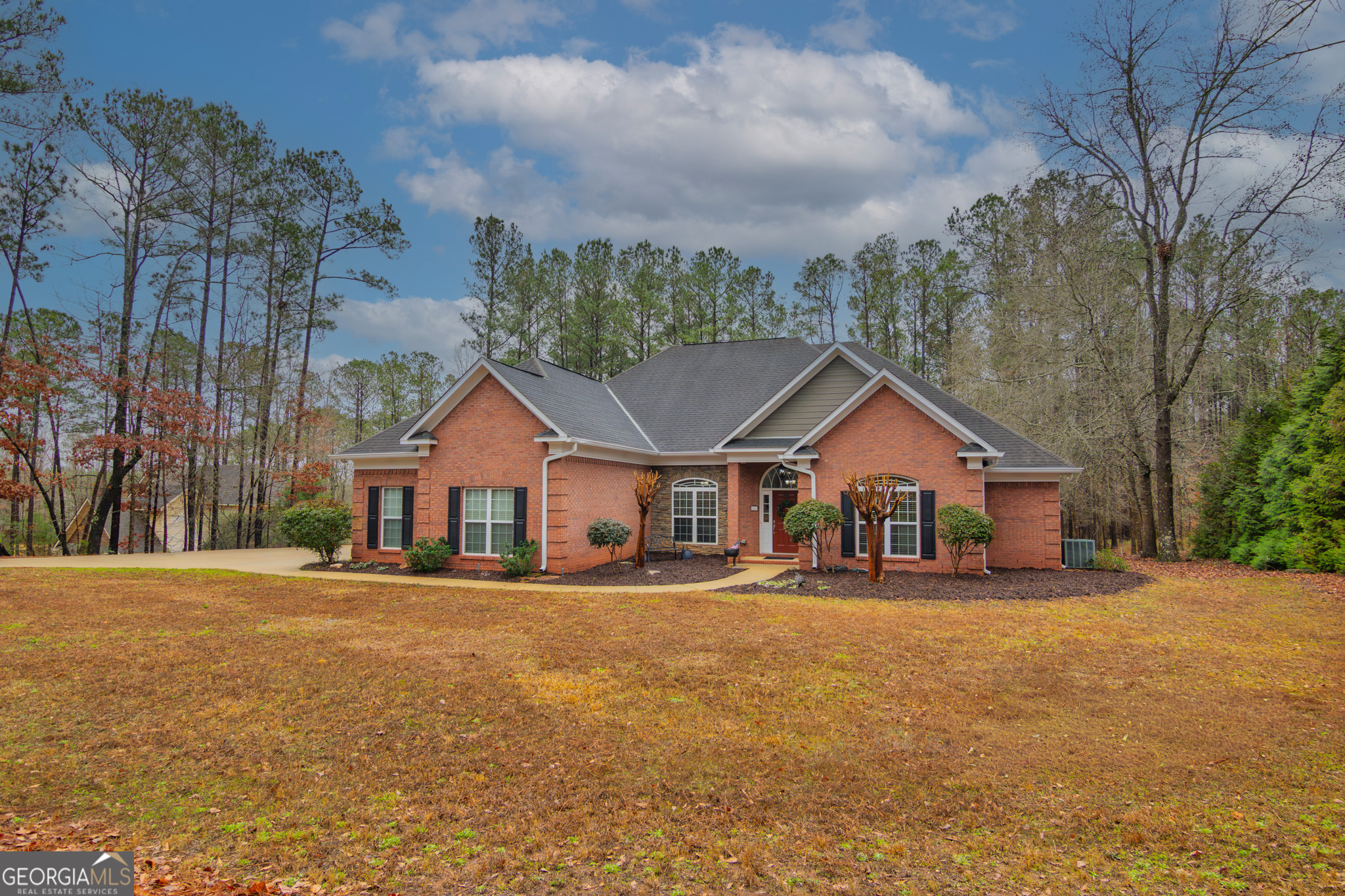 202 Winding Lake Drive Hamilton GA 31811