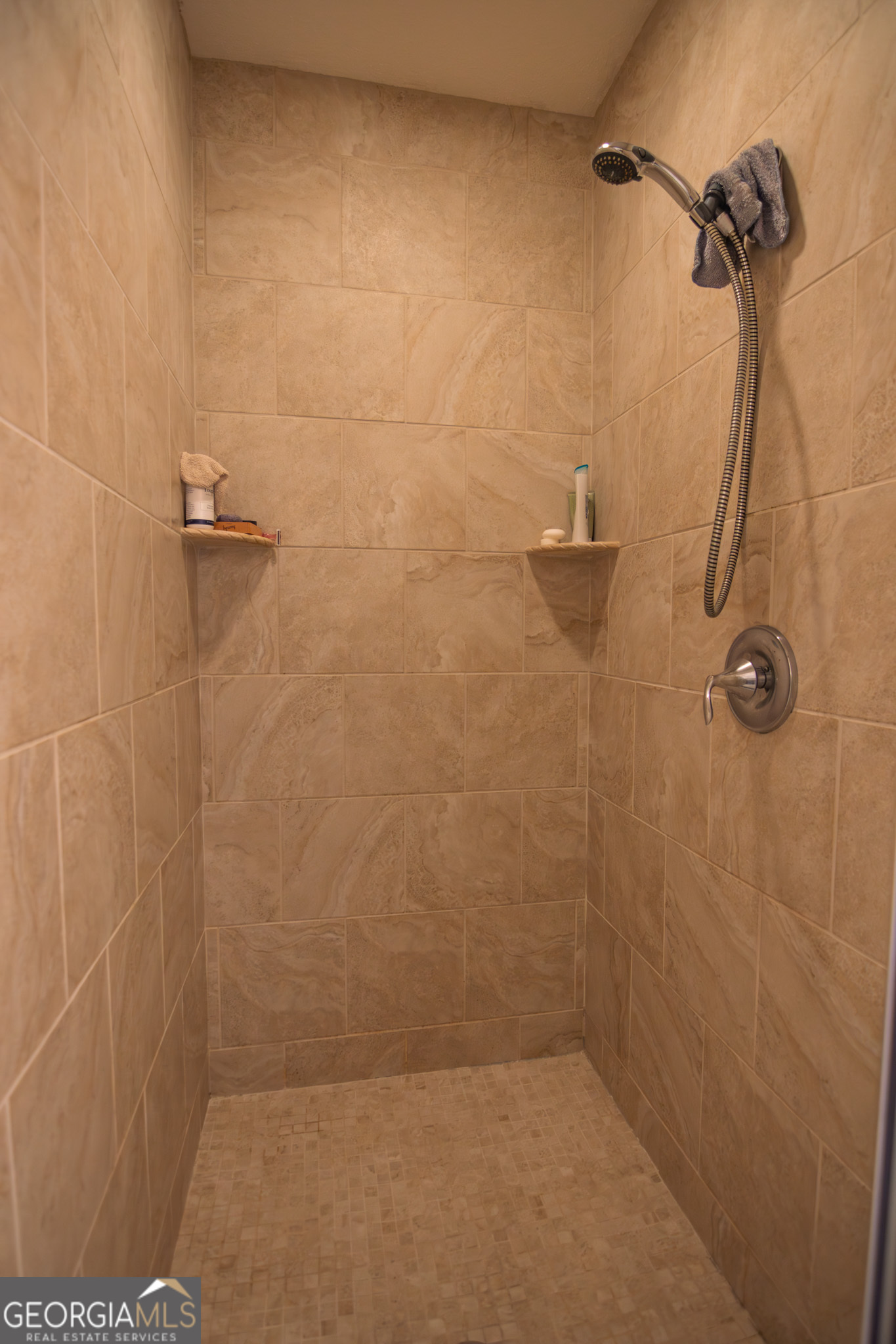 202 Winding Lake Drive Hamilton GA 31811