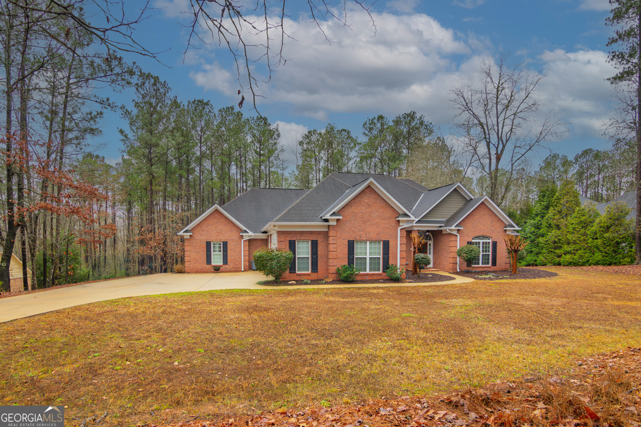 202 Winding Lake Drive Hamilton GA 31811