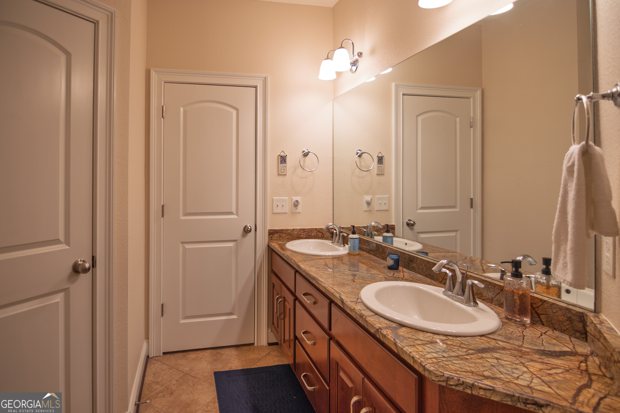 202 Winding Lake Drive Hamilton GA 31811
