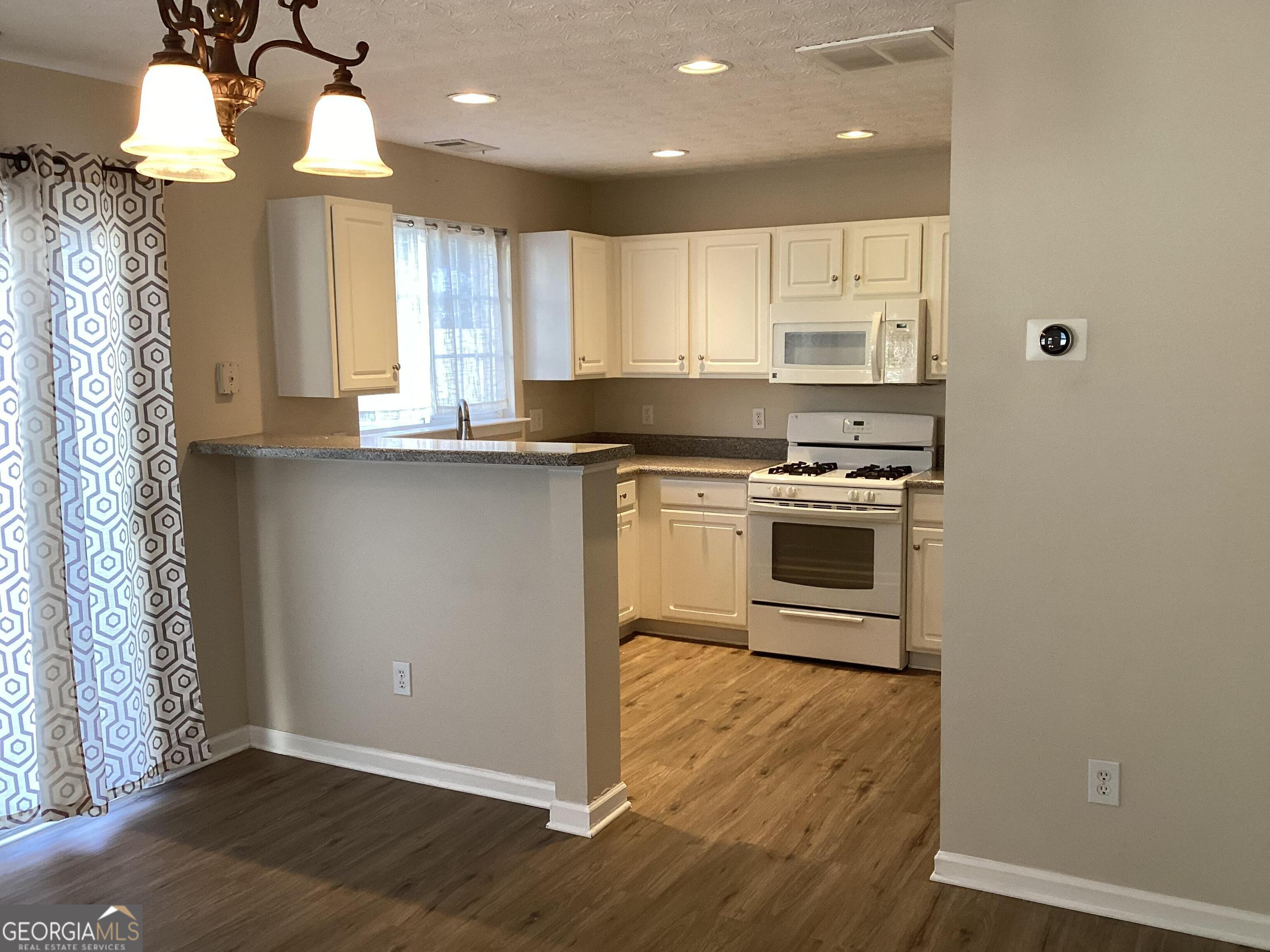 127 Swanee Lane Woodstock GA 30188