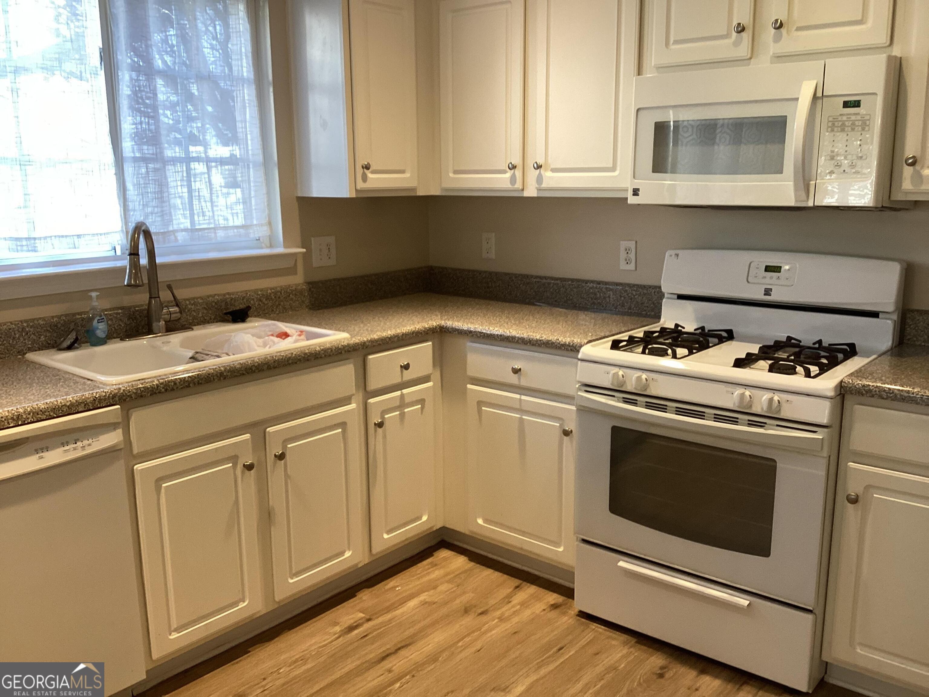 127 Swanee Lane Woodstock GA 30188