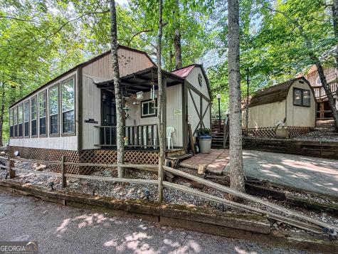 91 Yogi Bear Boulevard Cleveland GA 30528