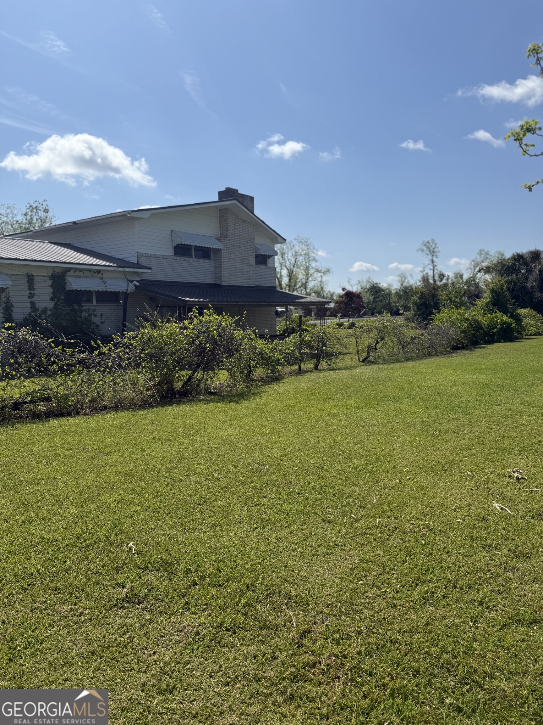 27 Park Lane Hazlehurst GA 31539