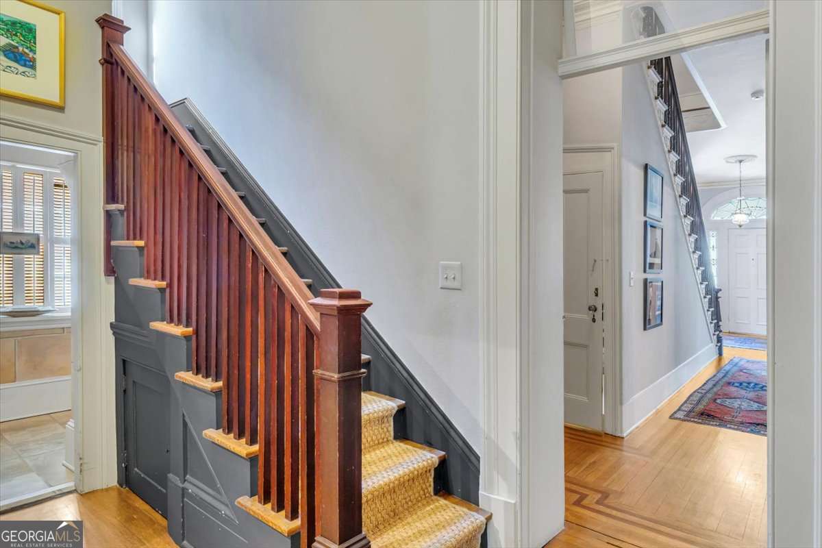 211 E Charlton Street Savannah GA 31401