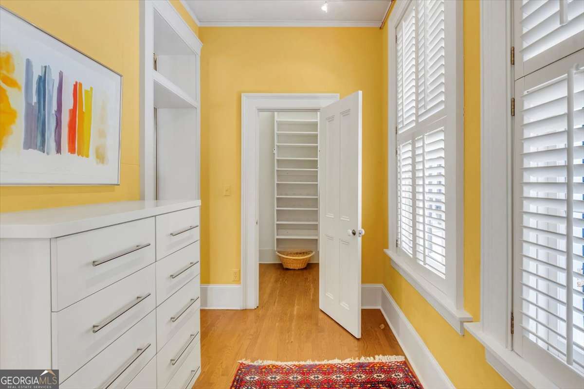 211 E Charlton Street Savannah GA 31401