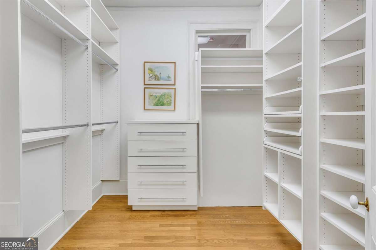 211 E Charlton Street Savannah GA 31401