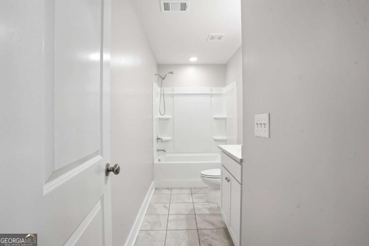6449 Scudders Drive Lithonia GA 30058