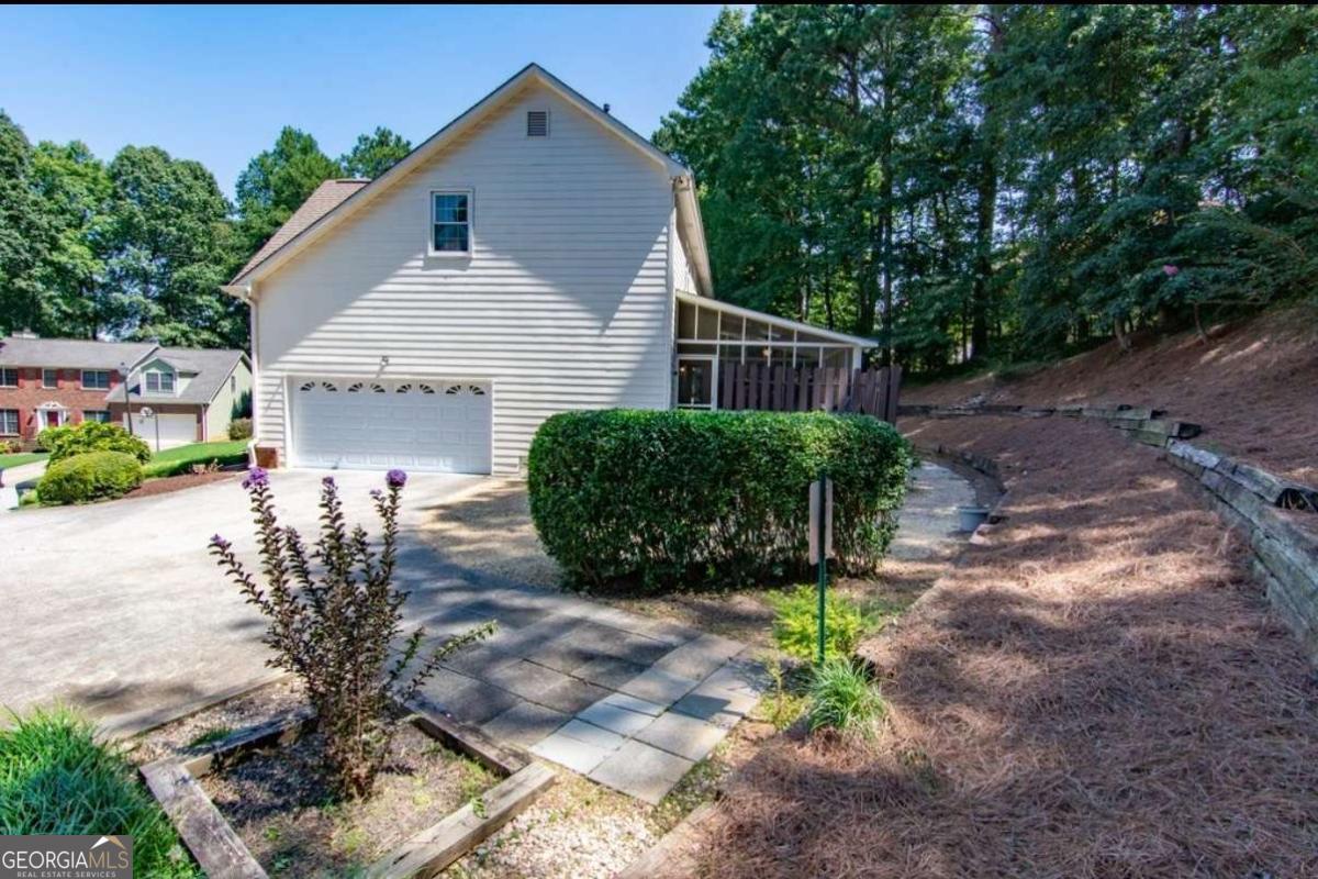 255 Timber Oak Cove Lawrenceville GA 30043