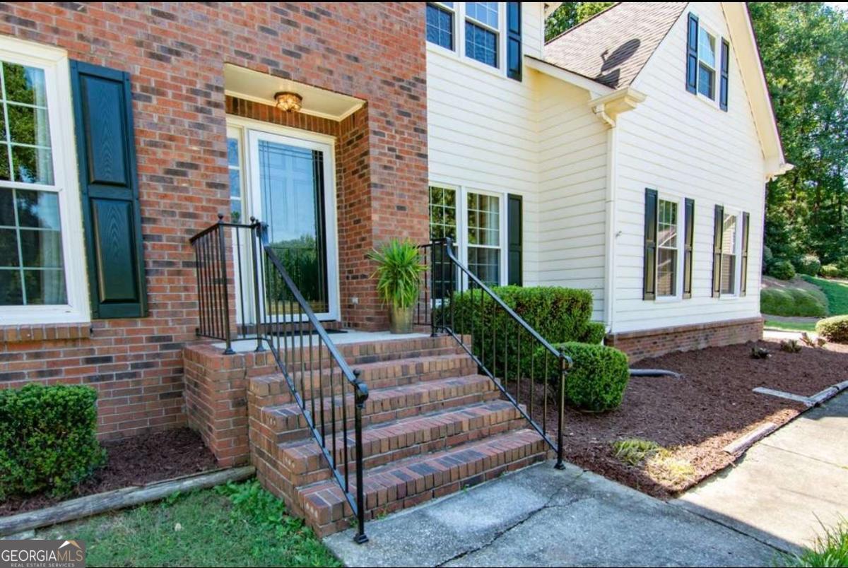 255 Timber Oak Cove Lawrenceville GA 30043
