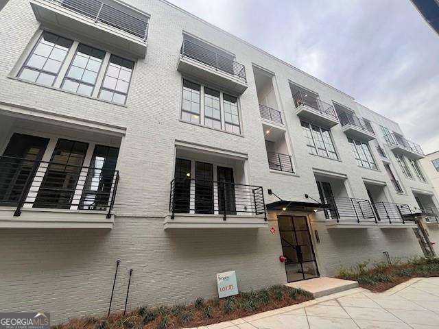 922 Hughley Circle Atlanta GA 30316