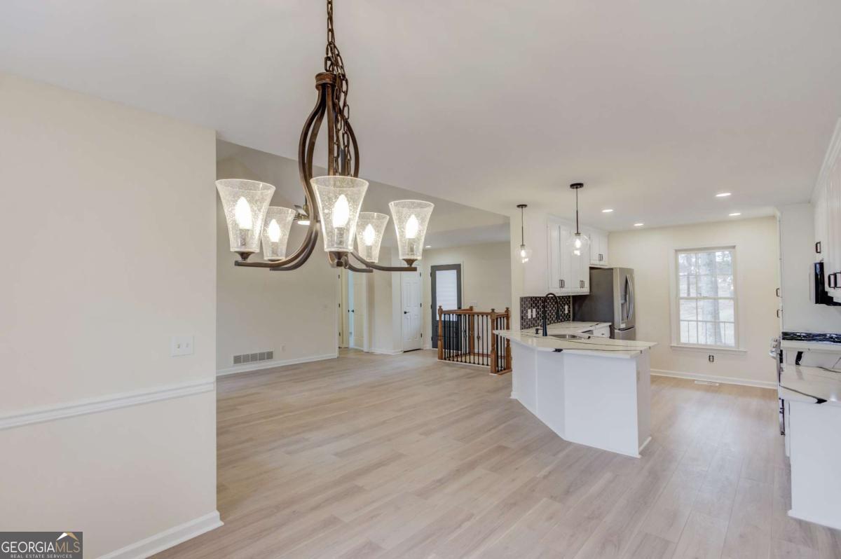 4900 Flat Creek Road Oakwood GA 30566