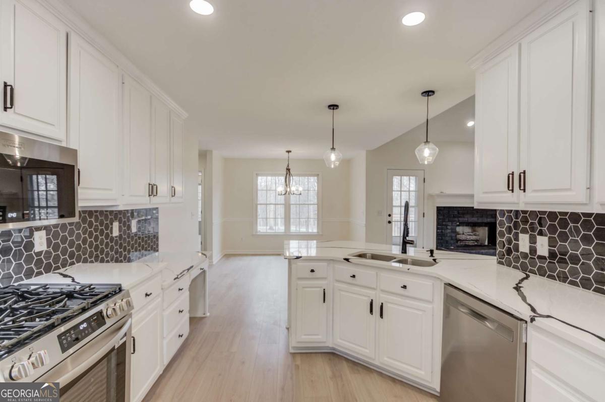 4900 Flat Creek Road Oakwood GA 30566