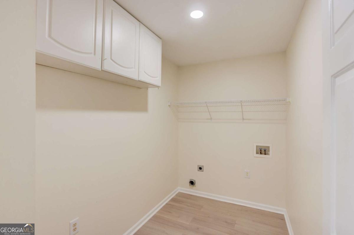4900 Flat Creek Road Oakwood GA 30566