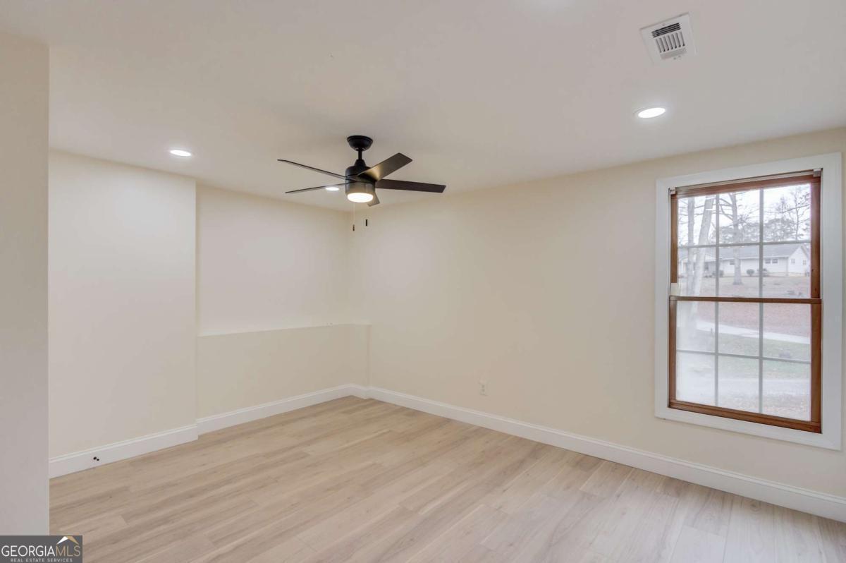 4900 Flat Creek Road Oakwood GA 30566