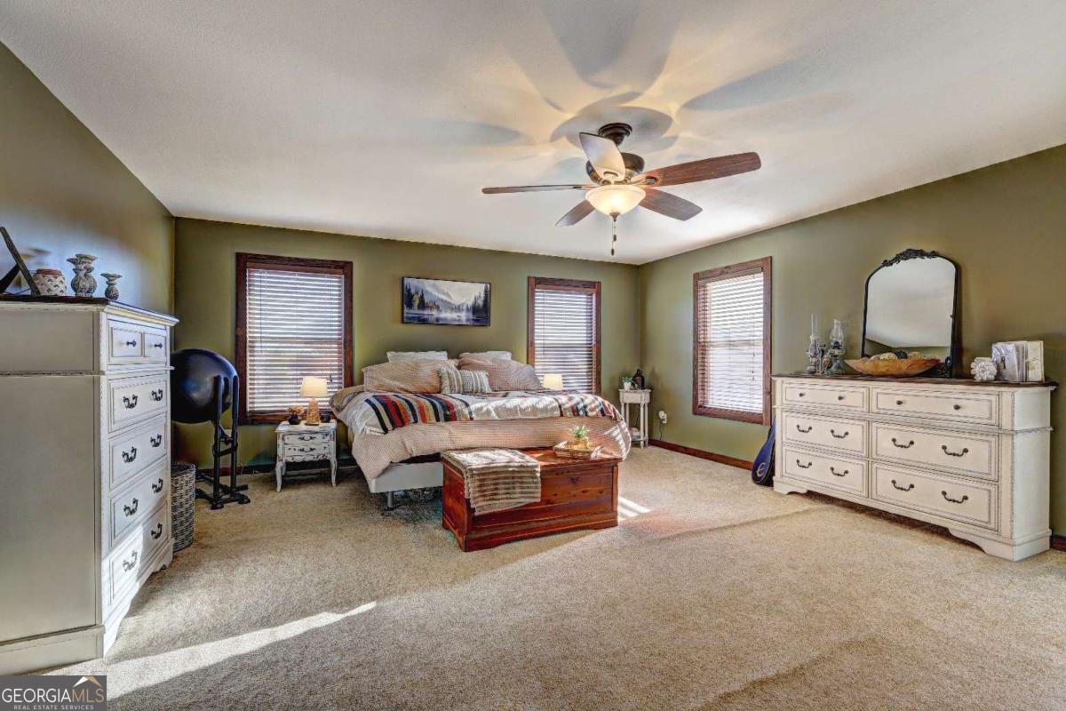 1891 Rg Starley Road NE Mcintyre GA 31054