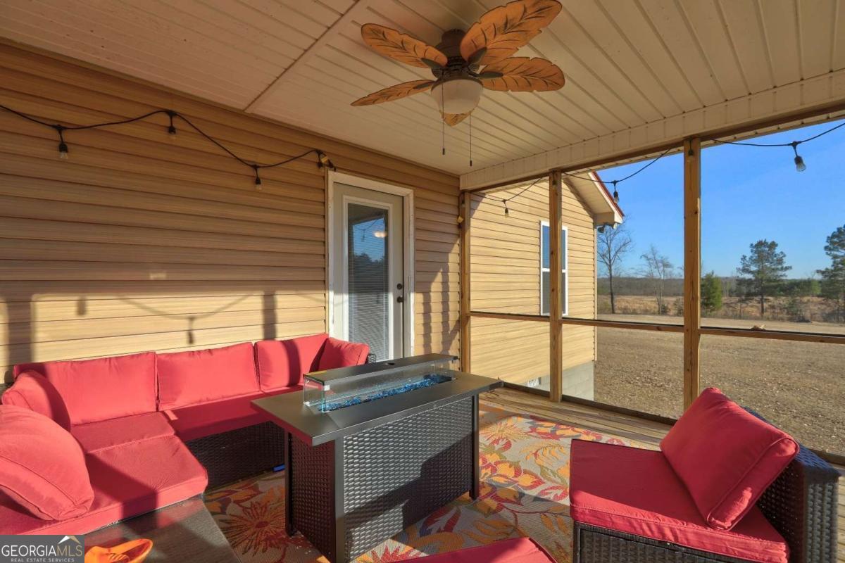 1891 Rg Starley Road NE Mcintyre GA 31054