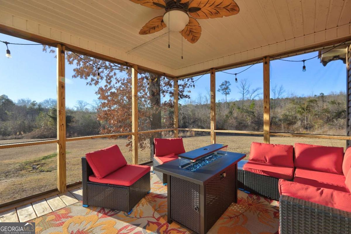 1891 Rg Starley Road NE Mcintyre GA 31054