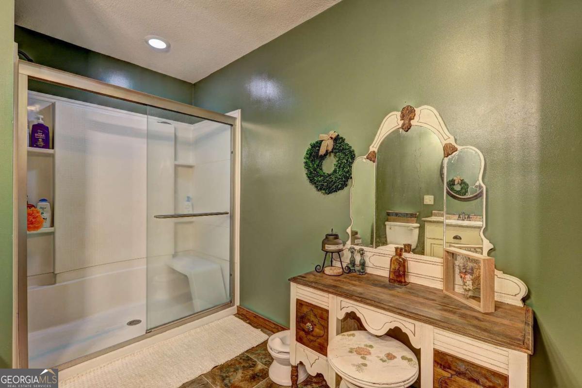 1891 Rg Starley Road NE Mcintyre GA 31054