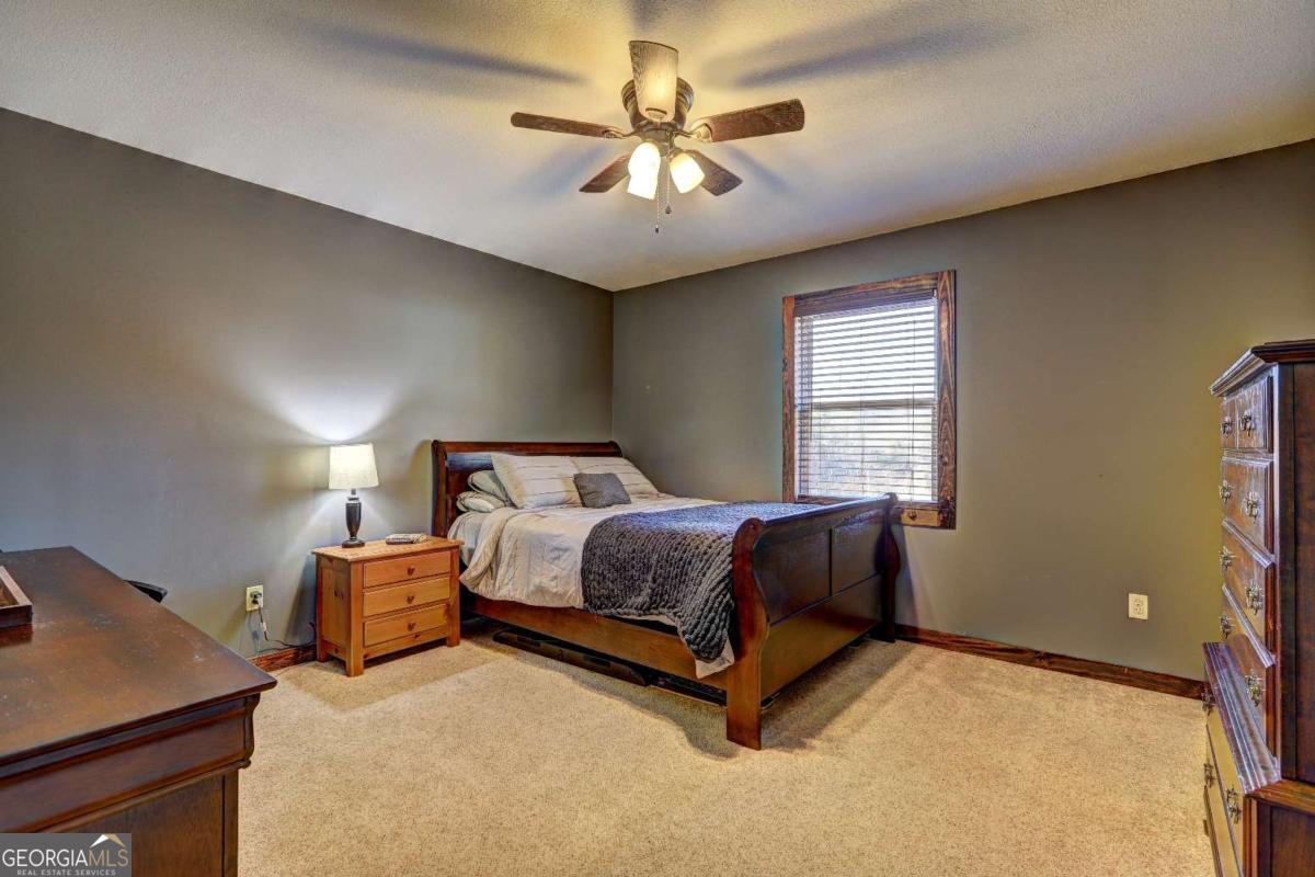 1891 Rg Starley Road NE Mcintyre GA 31054