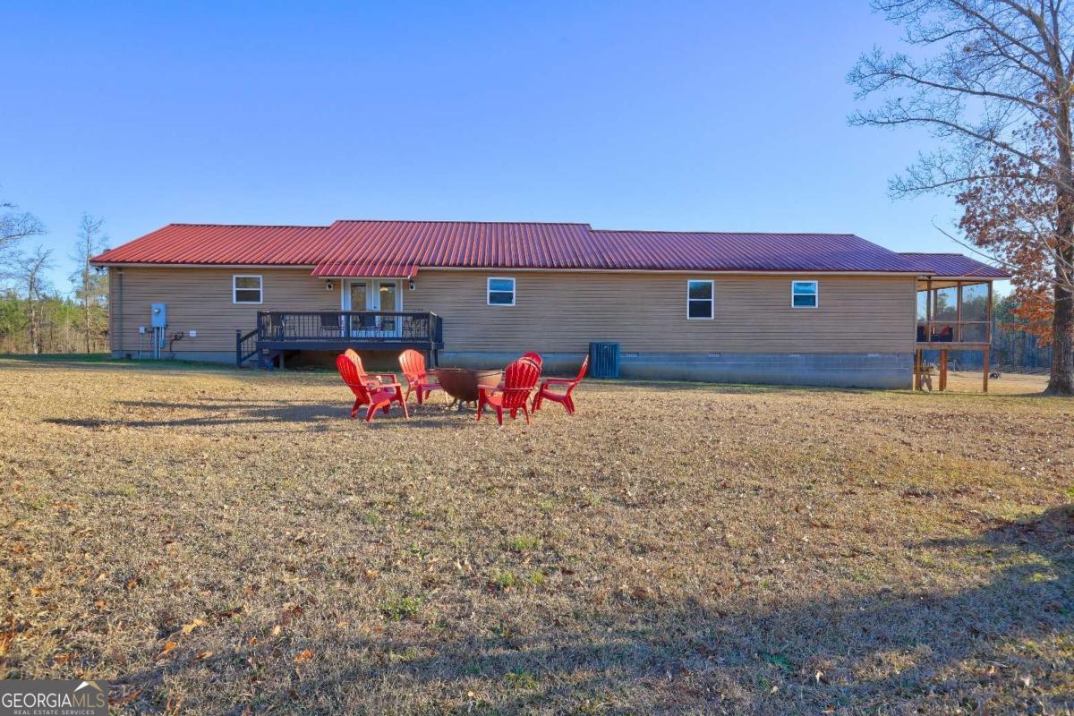 1891 Rg Starley Road NE Mcintyre GA 31054