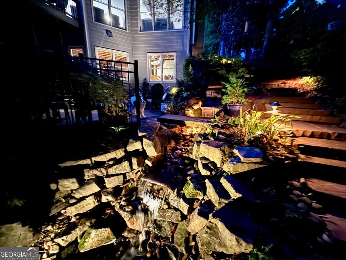 800 E Shore Drive Canton GA 30114