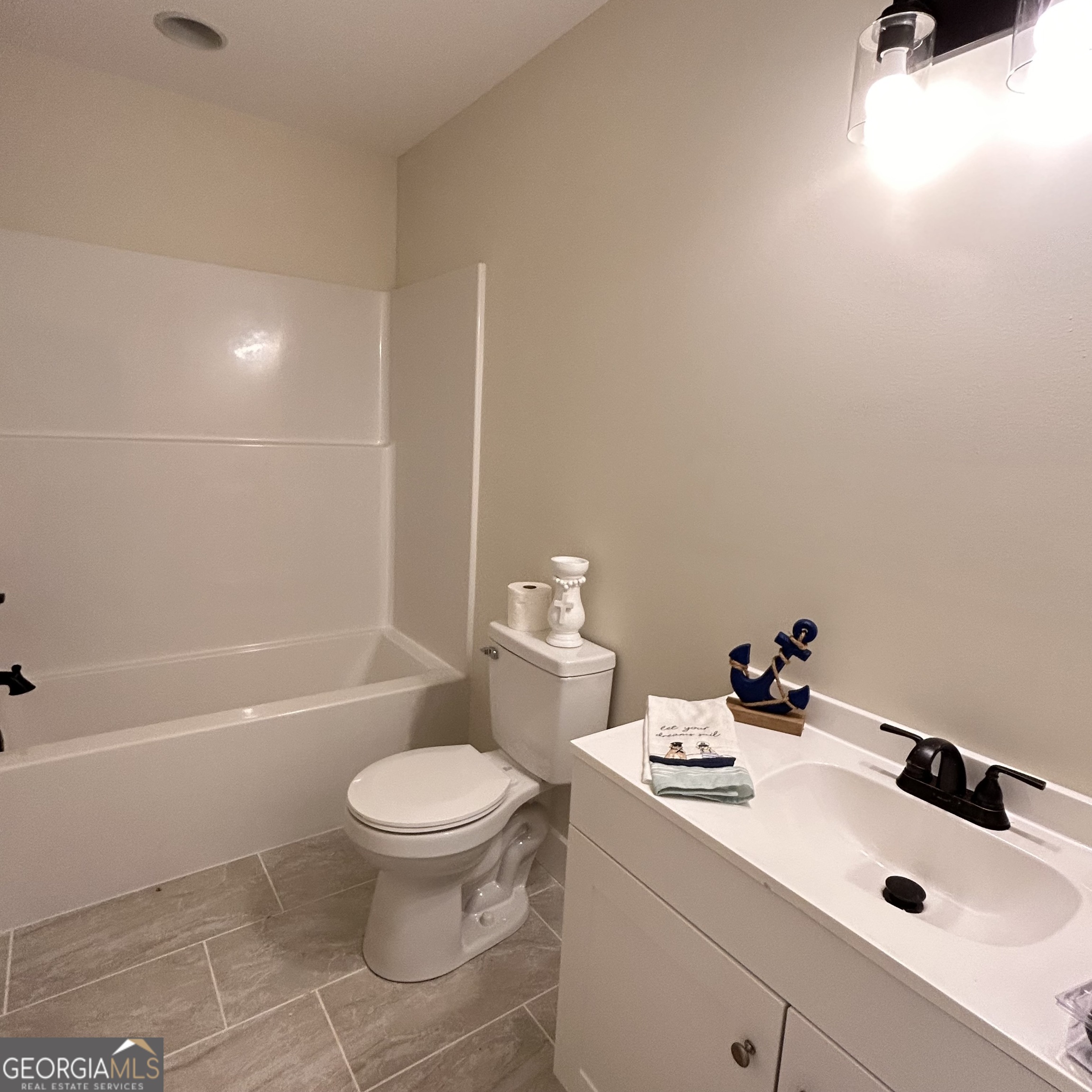 1143 Bell Loop Chatsworth GA 30705