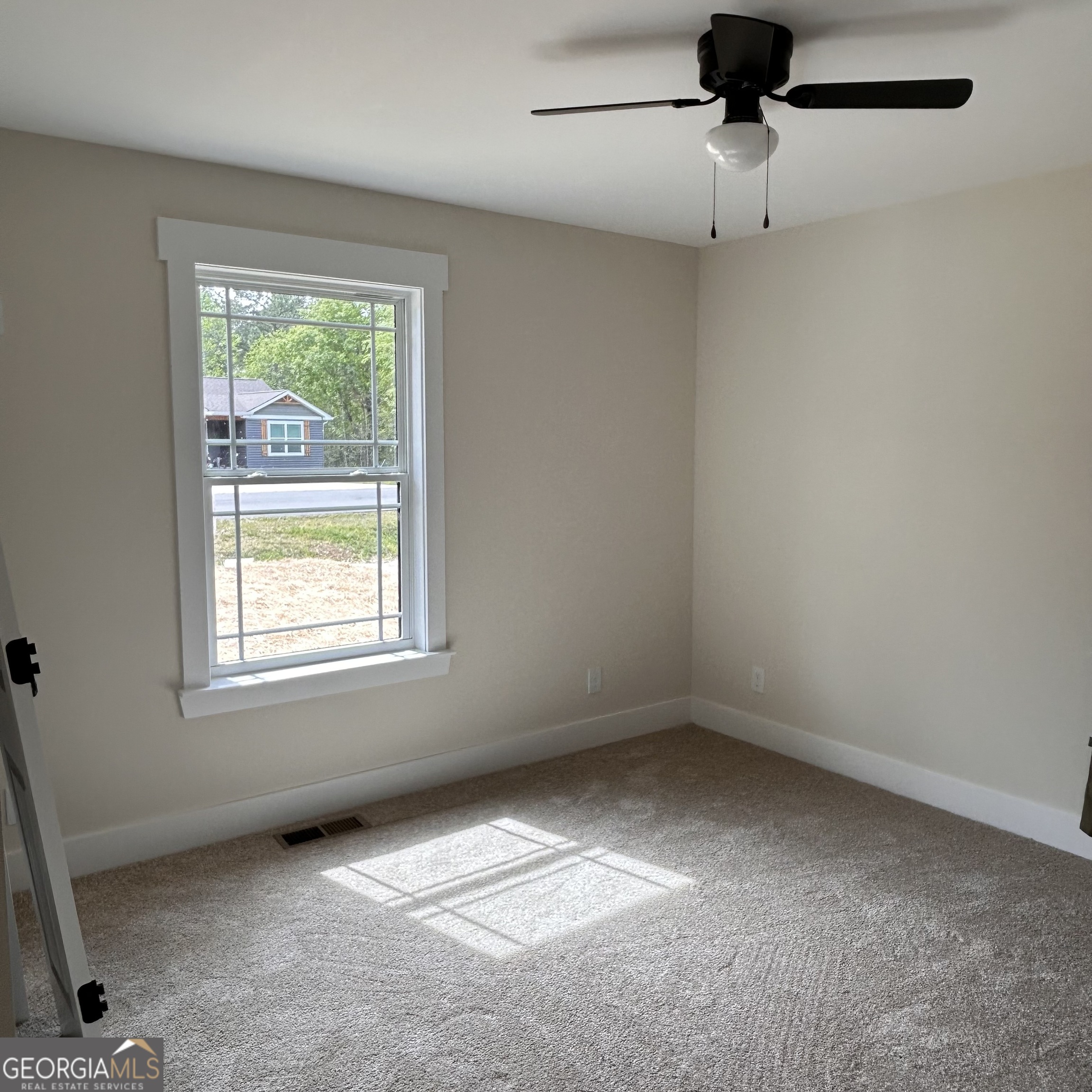 1143 Bell Loop Chatsworth GA 30705