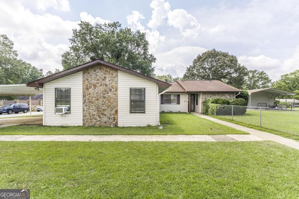 211 Hickory Glen Centerville GA 31028