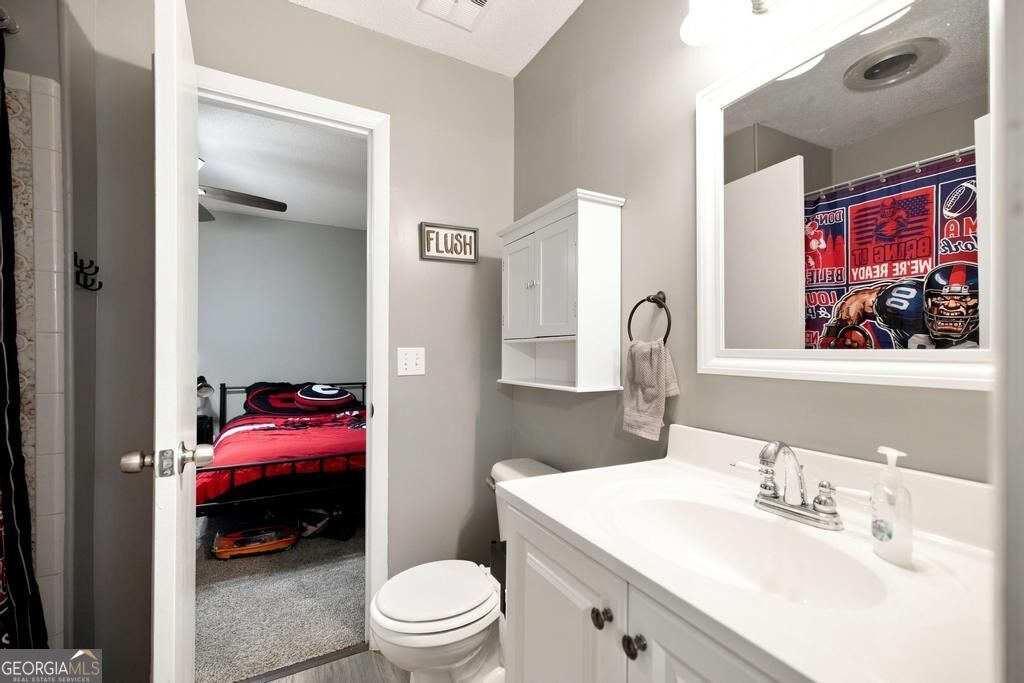 211 Hickory Glen Centerville GA 31028