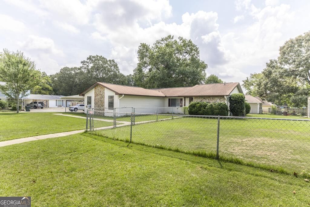211 Hickory Glen Centerville GA 31028