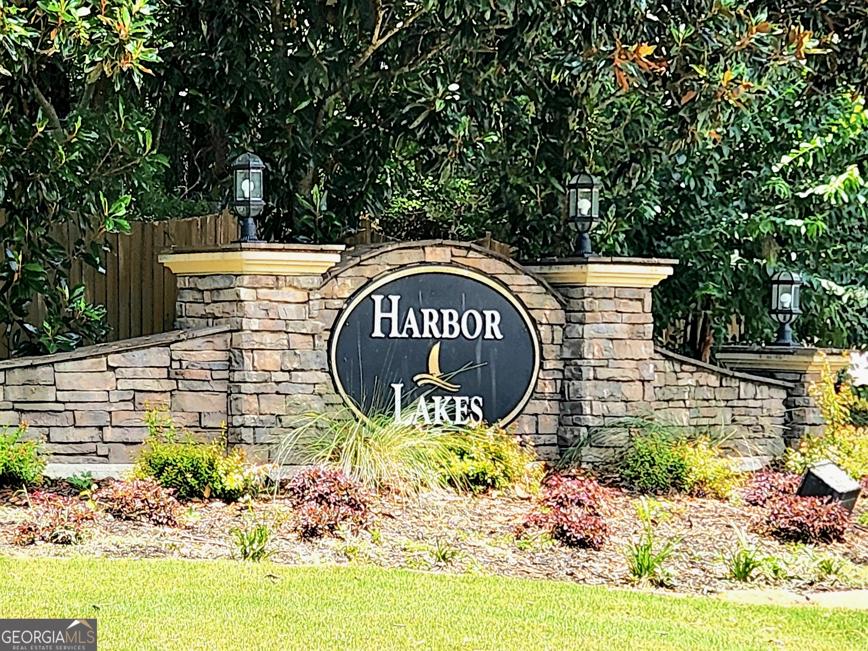 150 Canal Place Fayetteville GA 30215