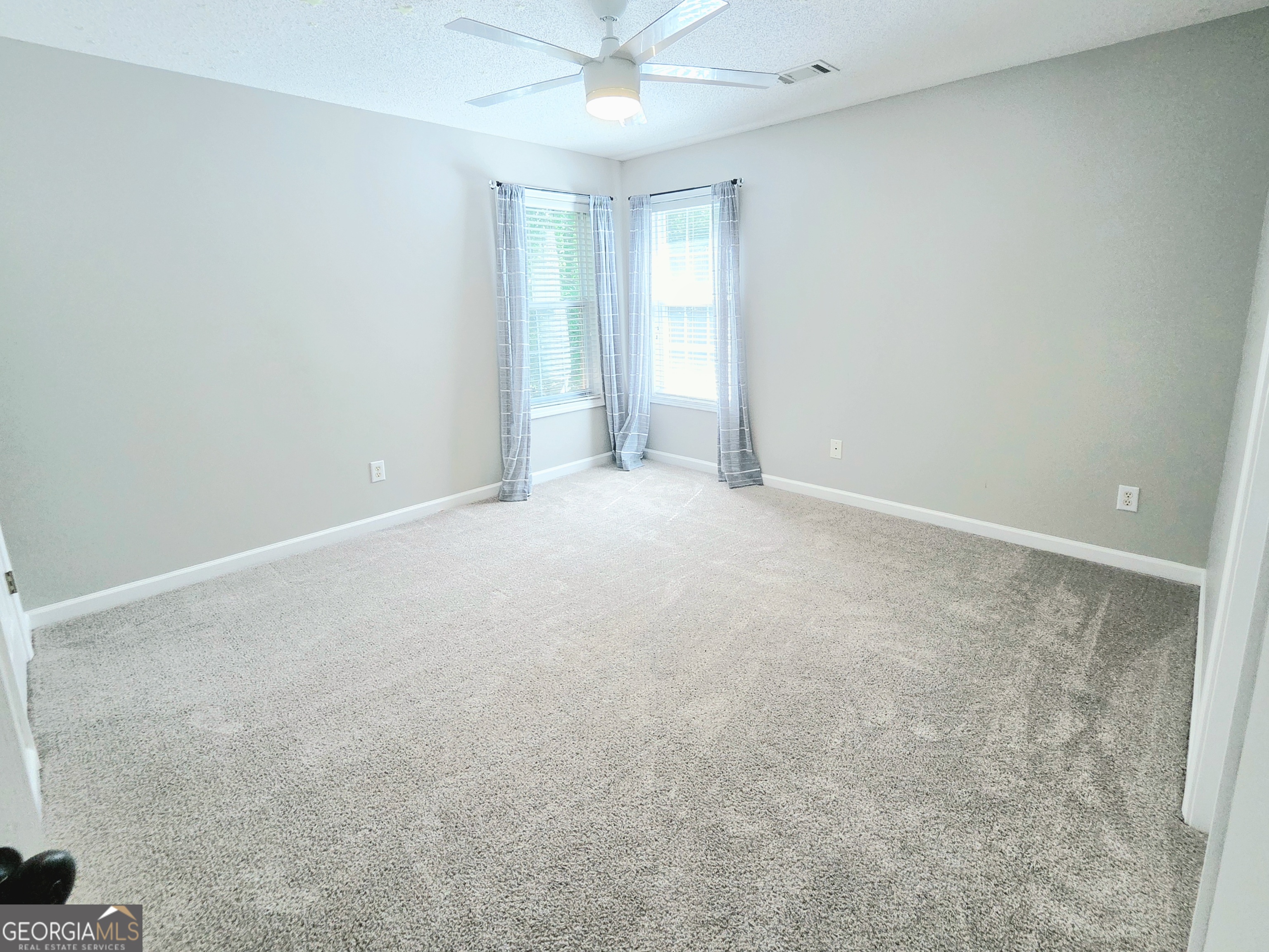 150 Canal Place Fayetteville GA 30215