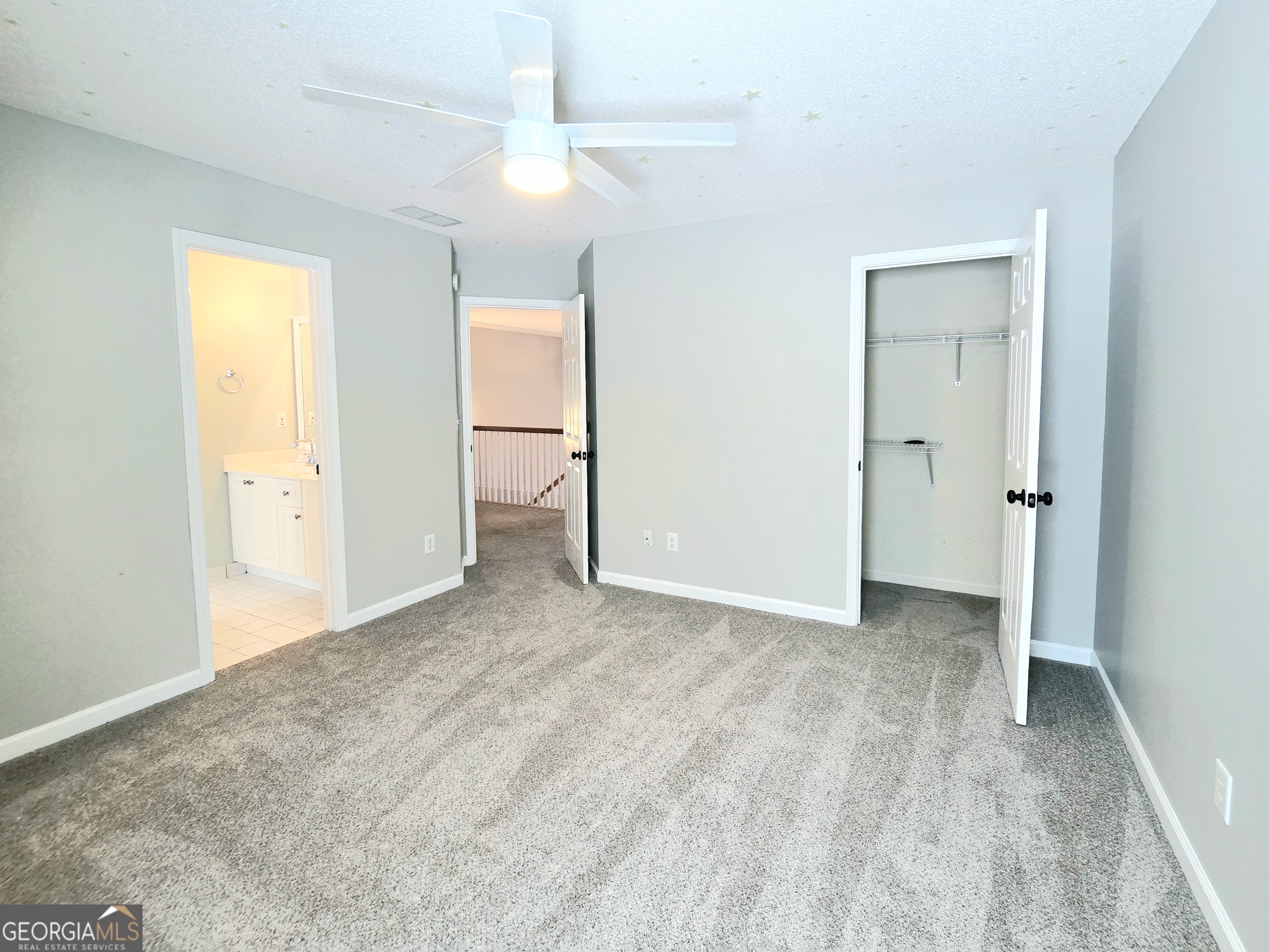 150 Canal Place Fayetteville GA 30215