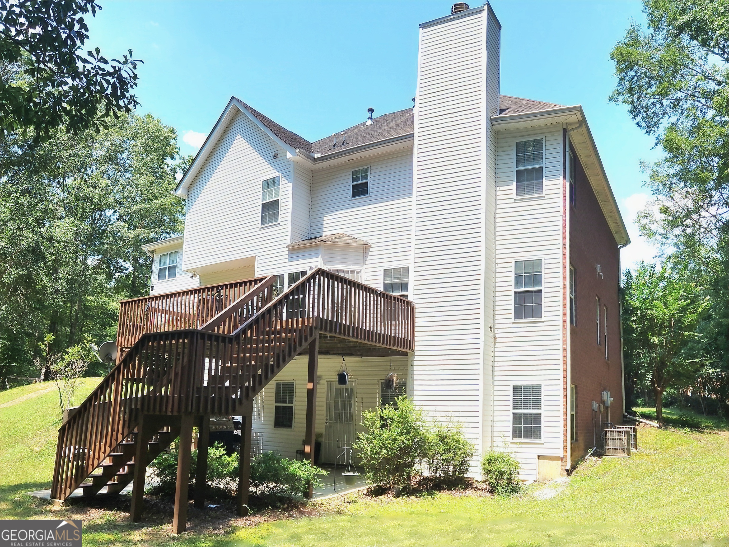 150 Canal Place Fayetteville GA 30215