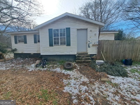 37 Textile Avenue Lavonia GA 30553