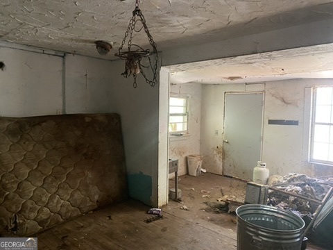 37 Textile Avenue Lavonia GA 30553