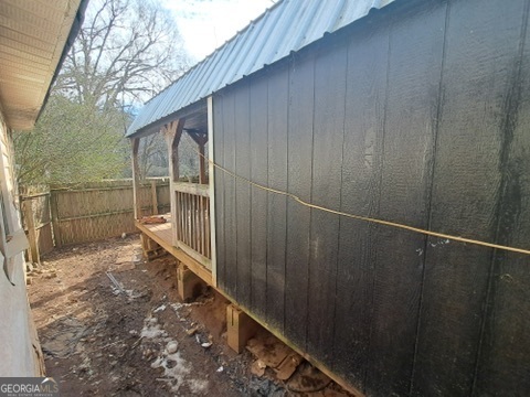 37 Textile Avenue Lavonia GA 30553