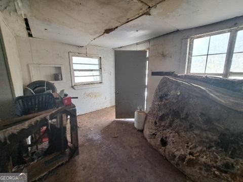 37 Textile Avenue Lavonia GA 30553
