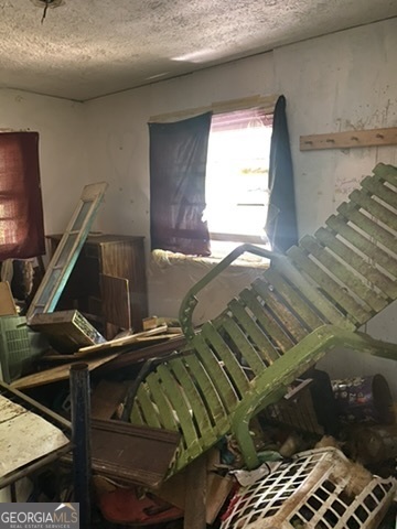 37 Textile Avenue Lavonia GA 30553
