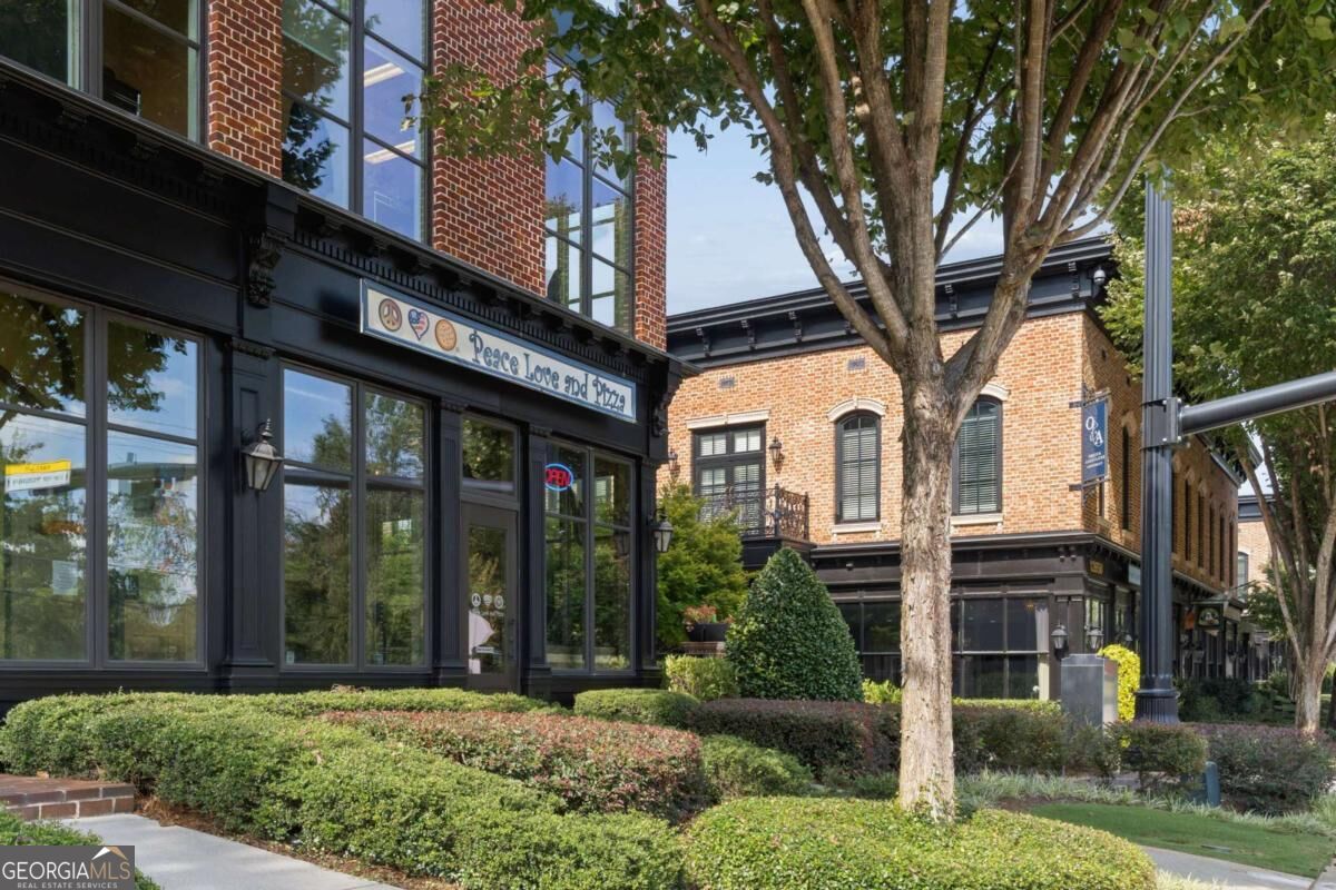 3090 Salisbury Drive Alpharetta GA 30004