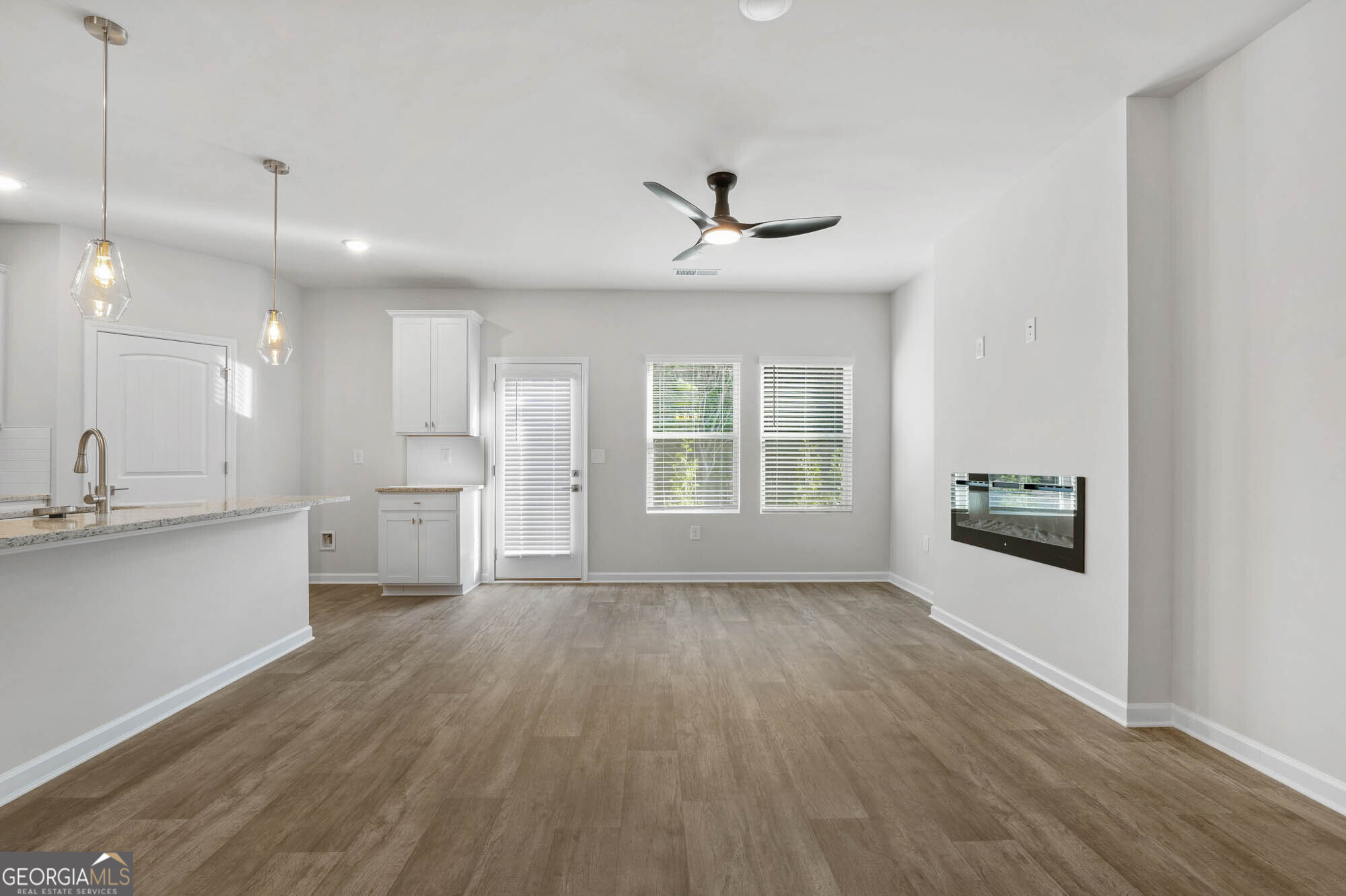 3640 Parkway James Drive Snellville GA 30039