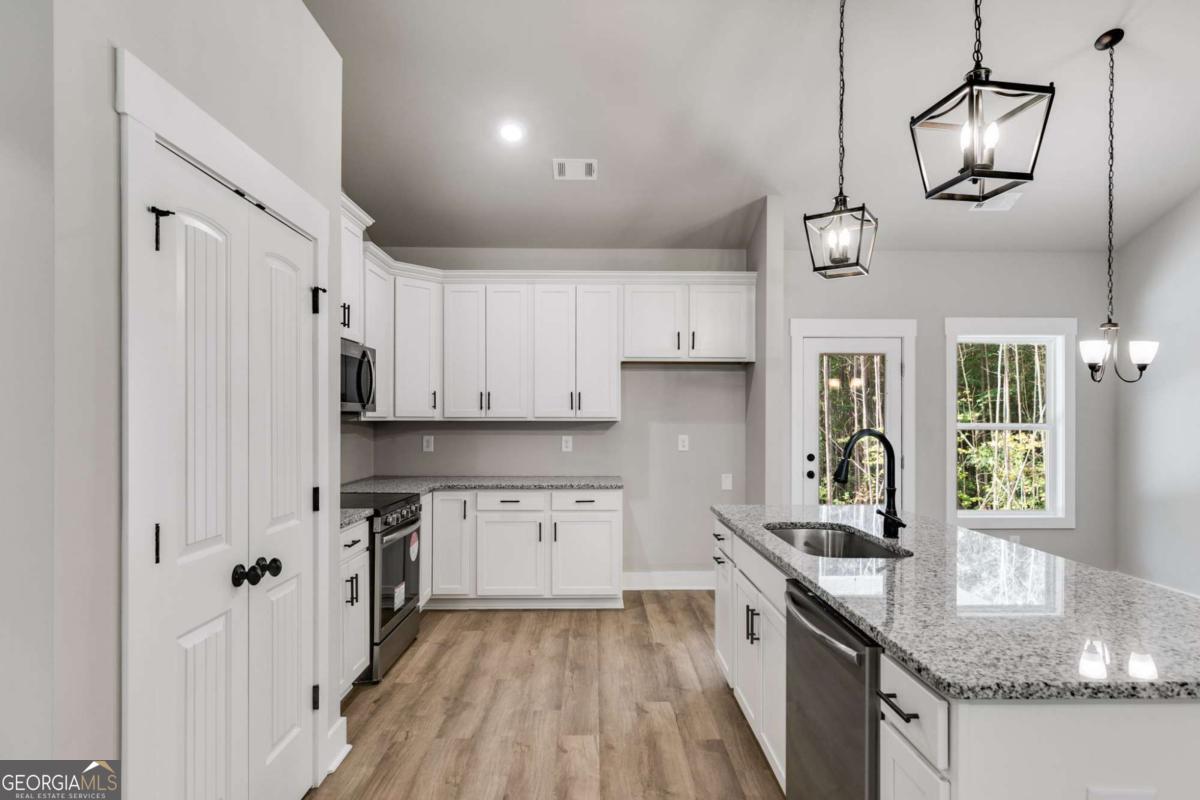 1A Drummond Road Lindale GA 30147