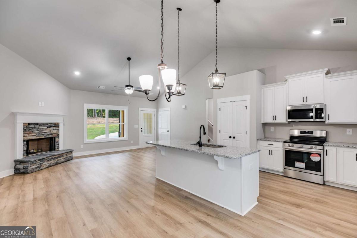 1A Drummond Road Lindale GA 30147