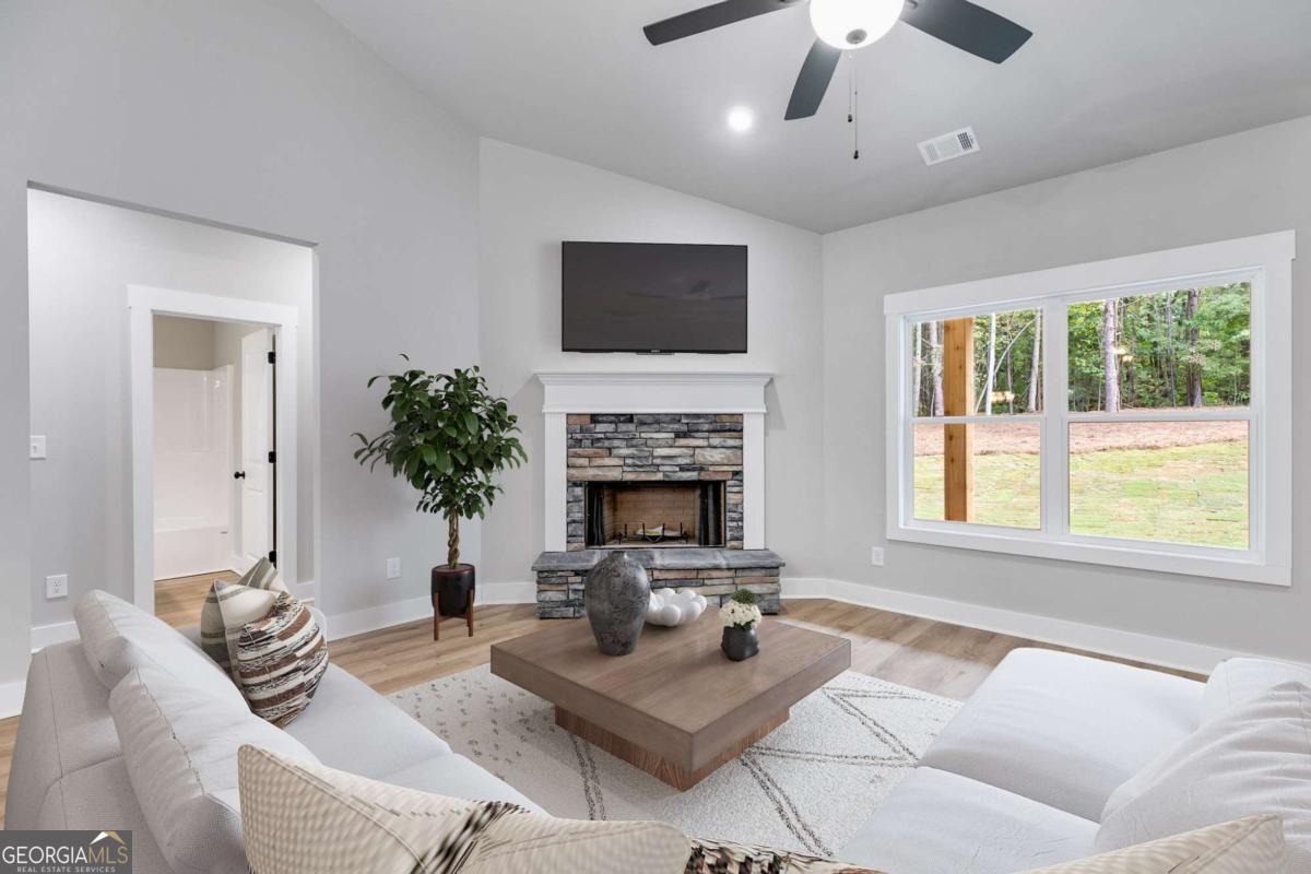 1A Drummond Road Lindale GA 30147