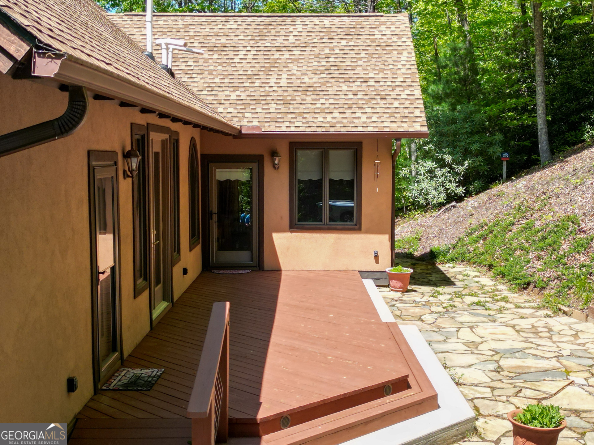 1289 Rainwater Trail Tiger GA 30576