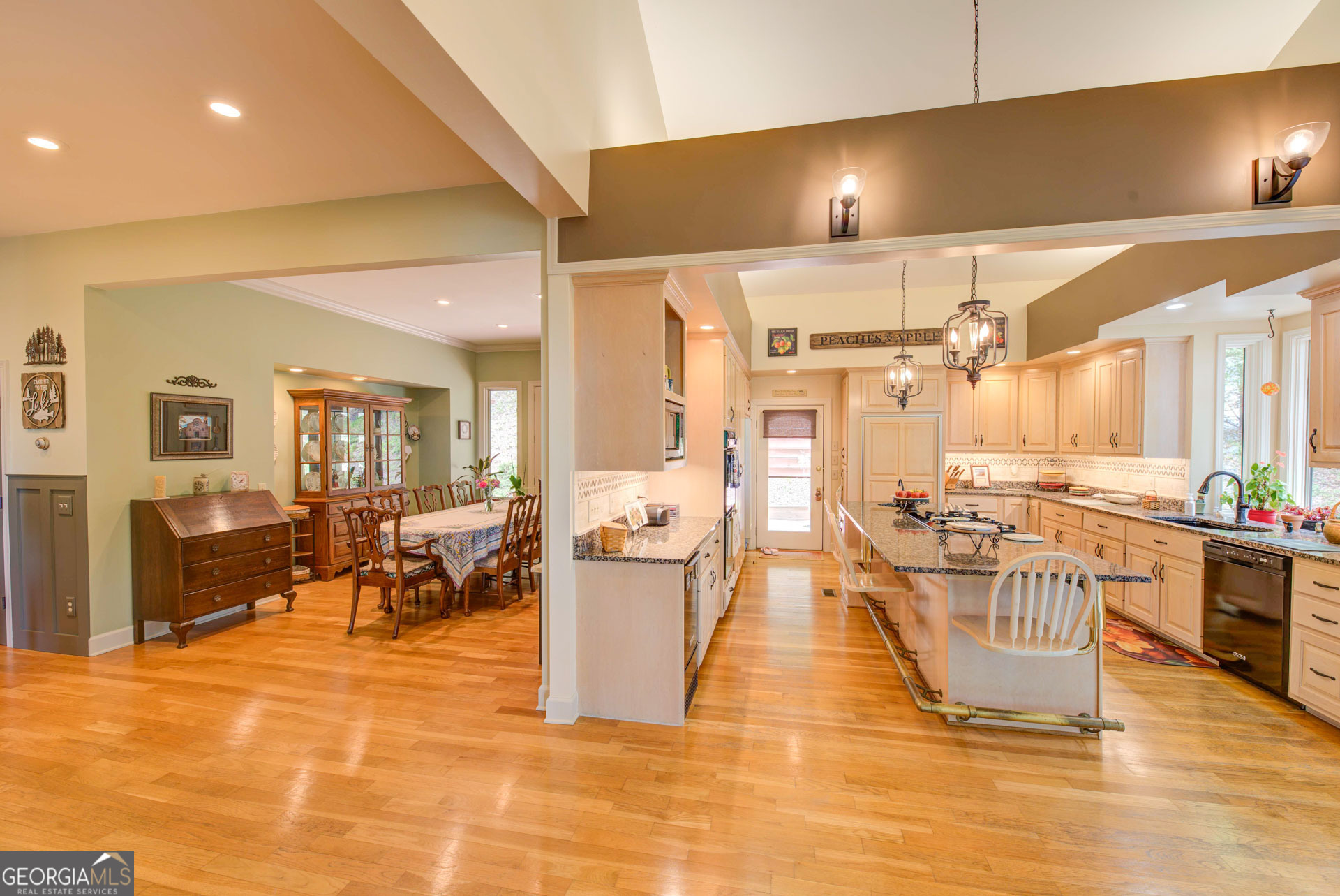1289 Rainwater Trail Tiger GA 30576