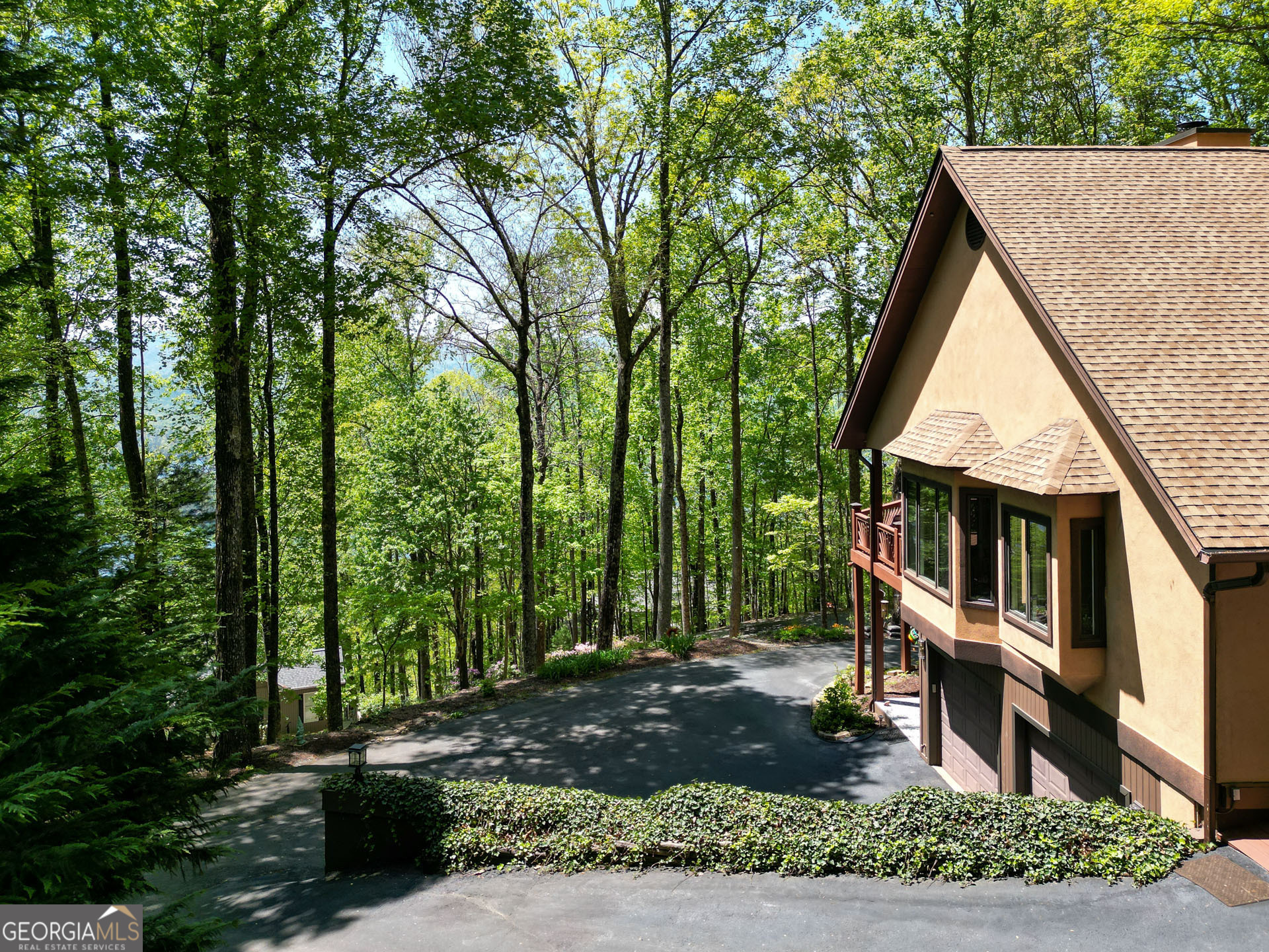 1289 Rainwater Trail Tiger GA 30576