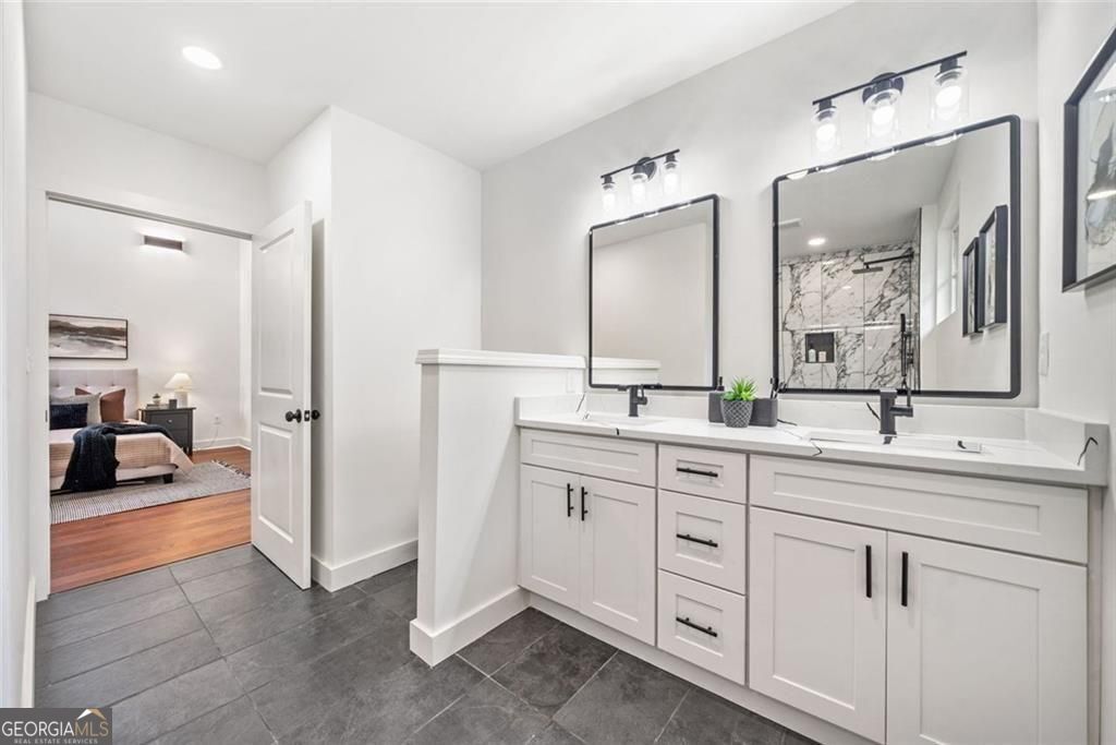 2822 Waters Road SW Atlanta GA 30354