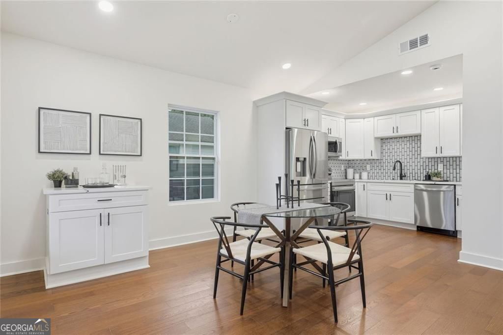 2822 Waters Road SW Atlanta GA 30354